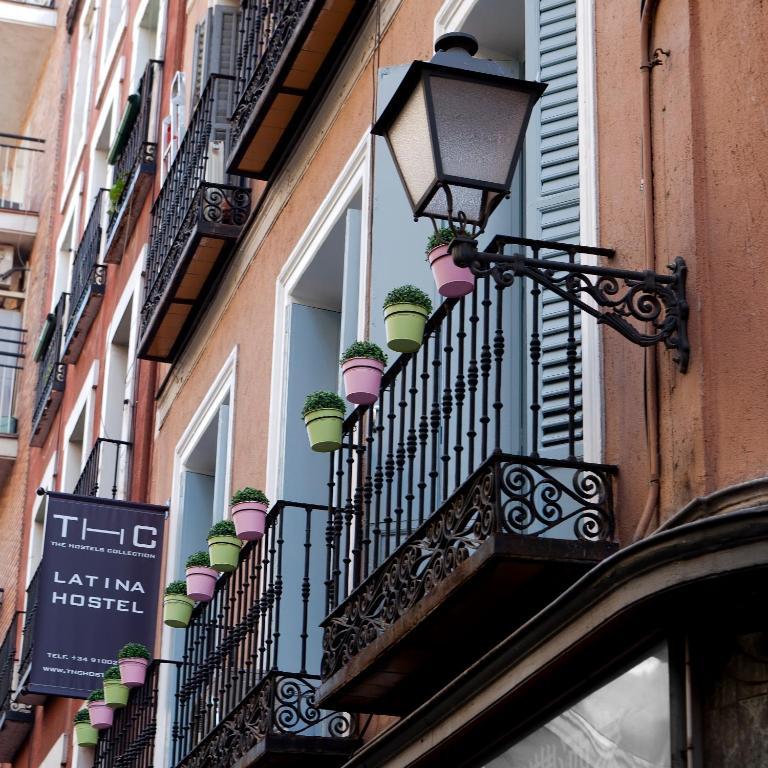 Thc Latina Hostel Μαδρίτη Εξωτερικό φωτογραφία