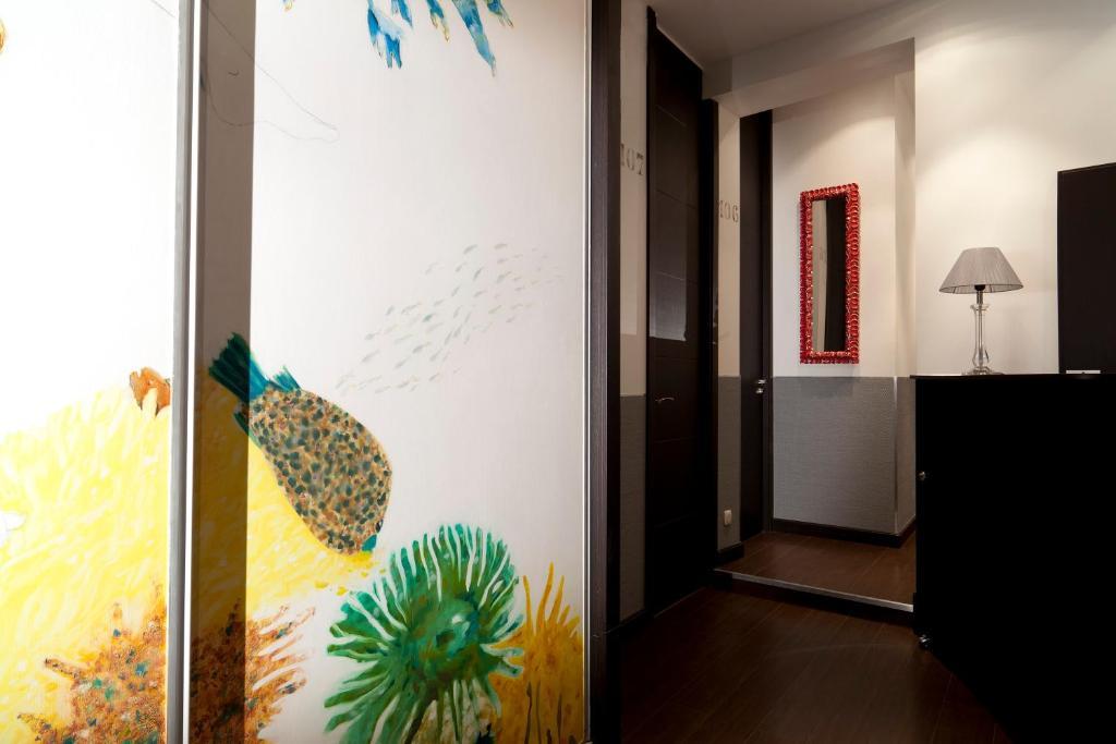 Thc Latina Hostel Μαδρίτη Εξωτερικό φωτογραφία